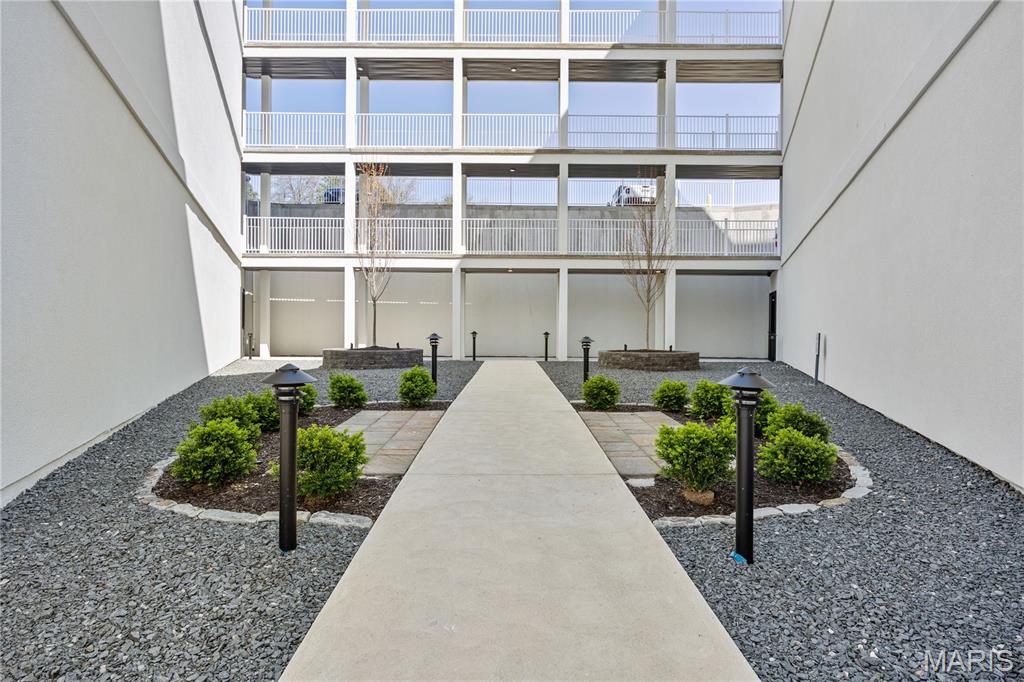 Topsider Condominiums - Residential