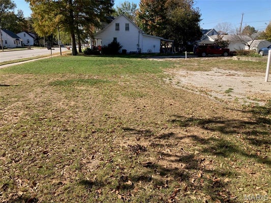 202 W HANOVER ST, NEW BADEN, IL 62265 - Image 7d2a9b5a9fa2469fd39dbe5528770778/1129011432