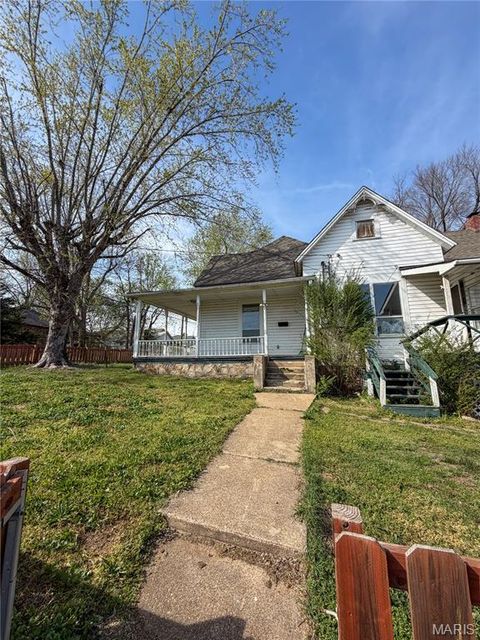 Tiny photo for 202 Jackson Street, Doniphan, MO 63935 (MLS # 26019203)