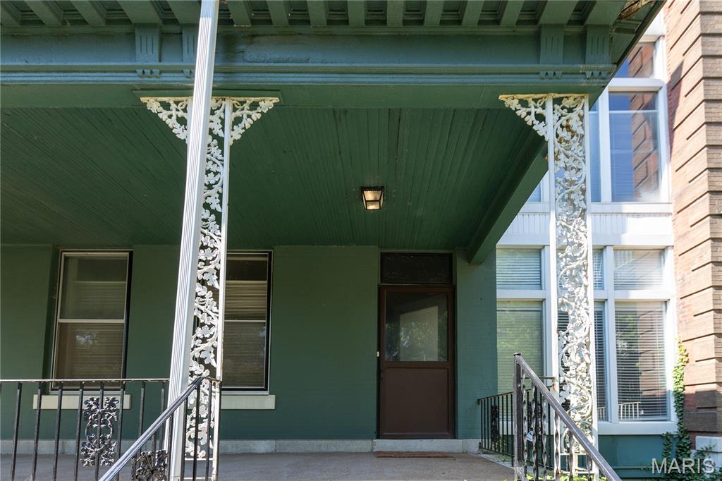 Lindells Add 02 - Residential Income