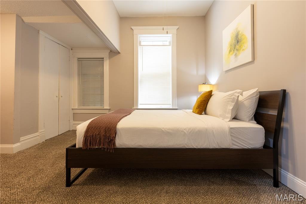 Lindells Add 02 - Residential Income