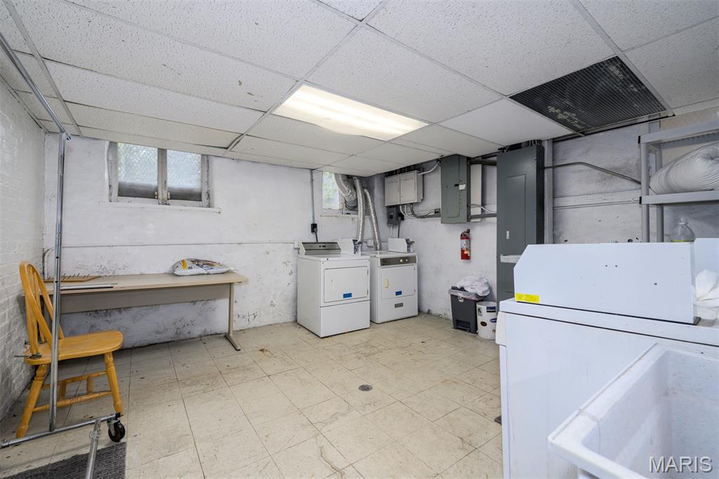 Lindells Add 02 - Residential Income