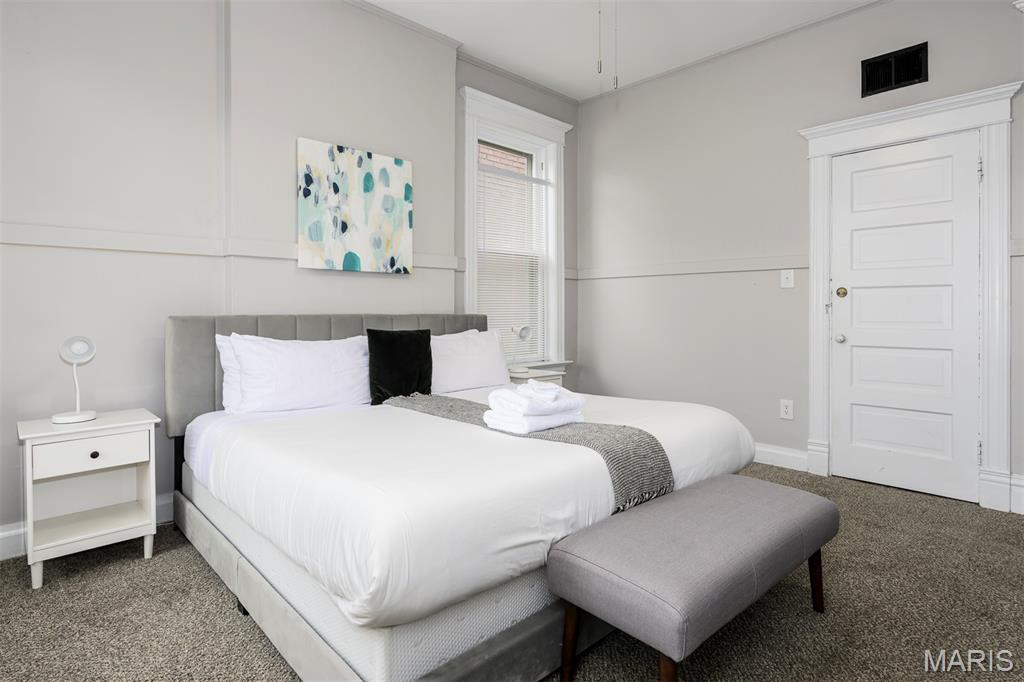 Lindells Add 02 - Residential Income