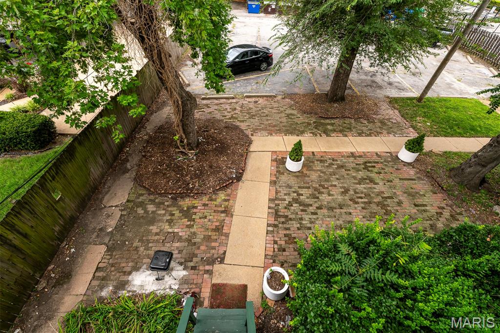 Lindells Add 02 - Residential Income