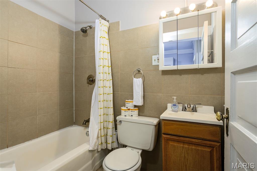 Lindells Add 02 - Residential Income