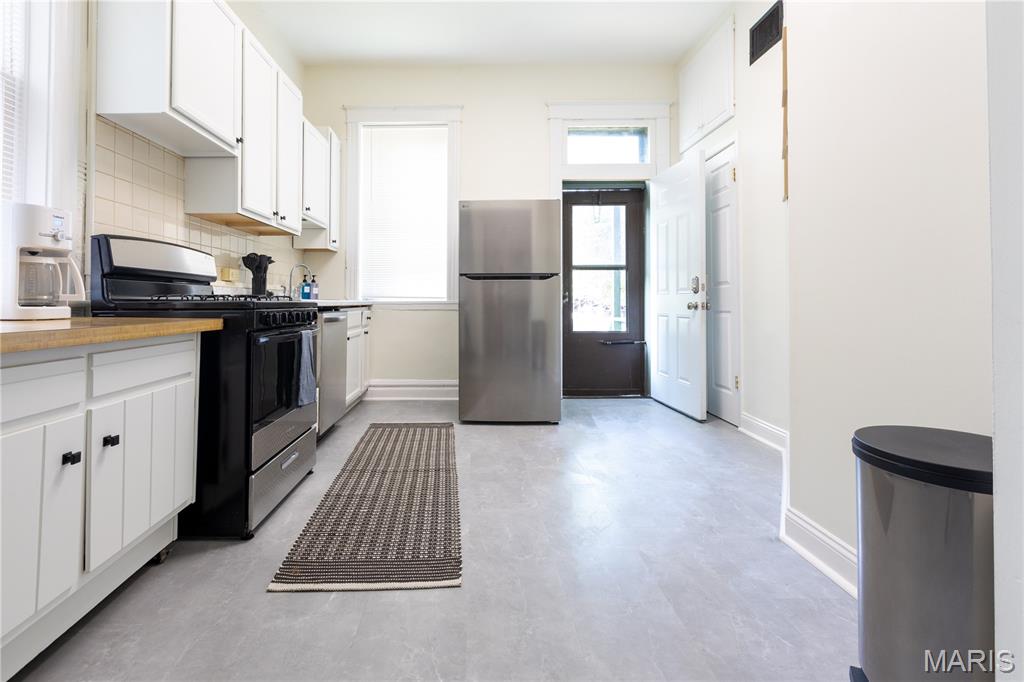 Lindells Add 02 - Residential Income