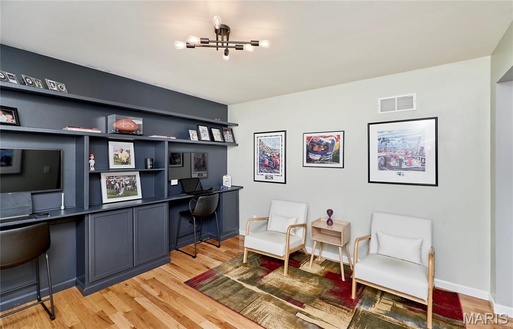 Stoney Mountain Village - Residential