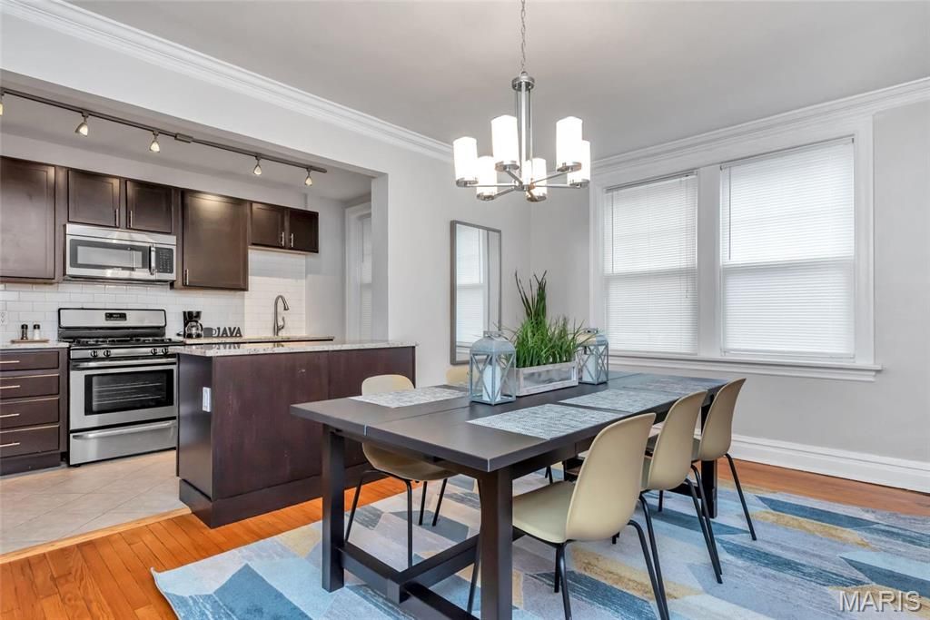 Photo of 7557 Buckingham, St Louis, MO 63105 (MLS # 26020351)