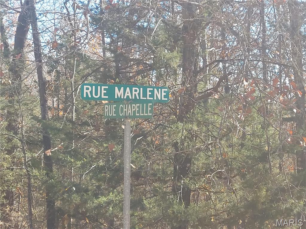 Terre Du Lac #14 - Land