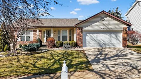 4847 Lowndes Drive St Louis MO 63129