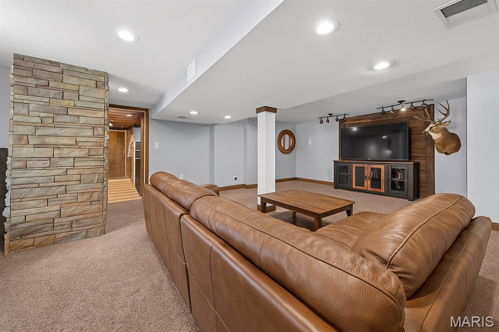 Wentzville, Missouri 63385, United States, 3 Bedrooms Bedrooms, ,3 BathroomsBathrooms,Residential,Active,131712