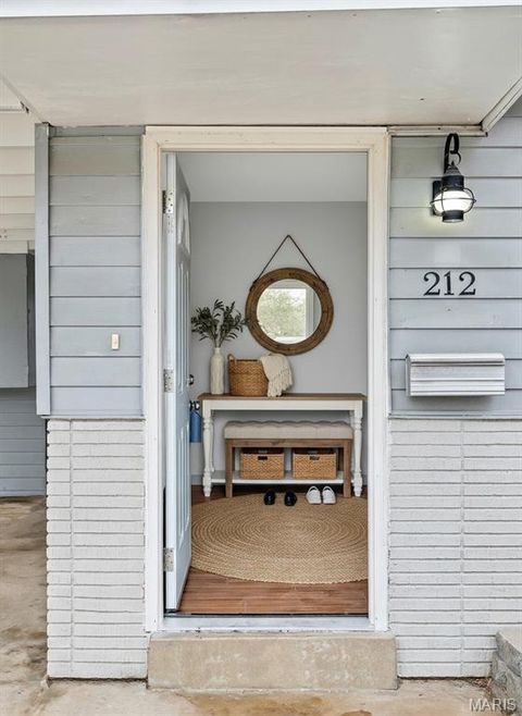 Tiny photo for 212 Lindy Boulevard, Ballwin, MO 63021 (MLS # 26000470)