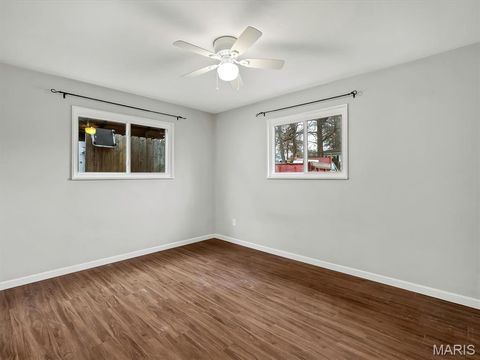 Tiny photo for 212 Lindy Boulevard, Ballwin, MO 63021 (MLS # 26000470)