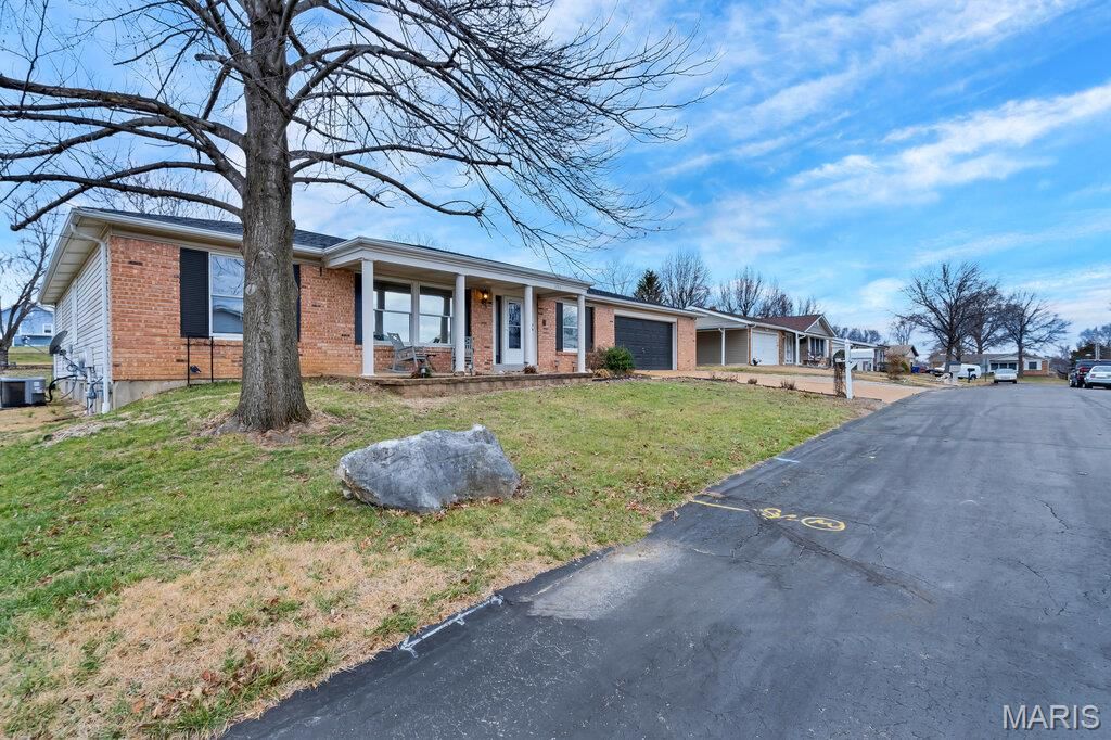 Photo of 3763 Jeffrey Court, Arnold, MO 63010 (MLS # 26001490)