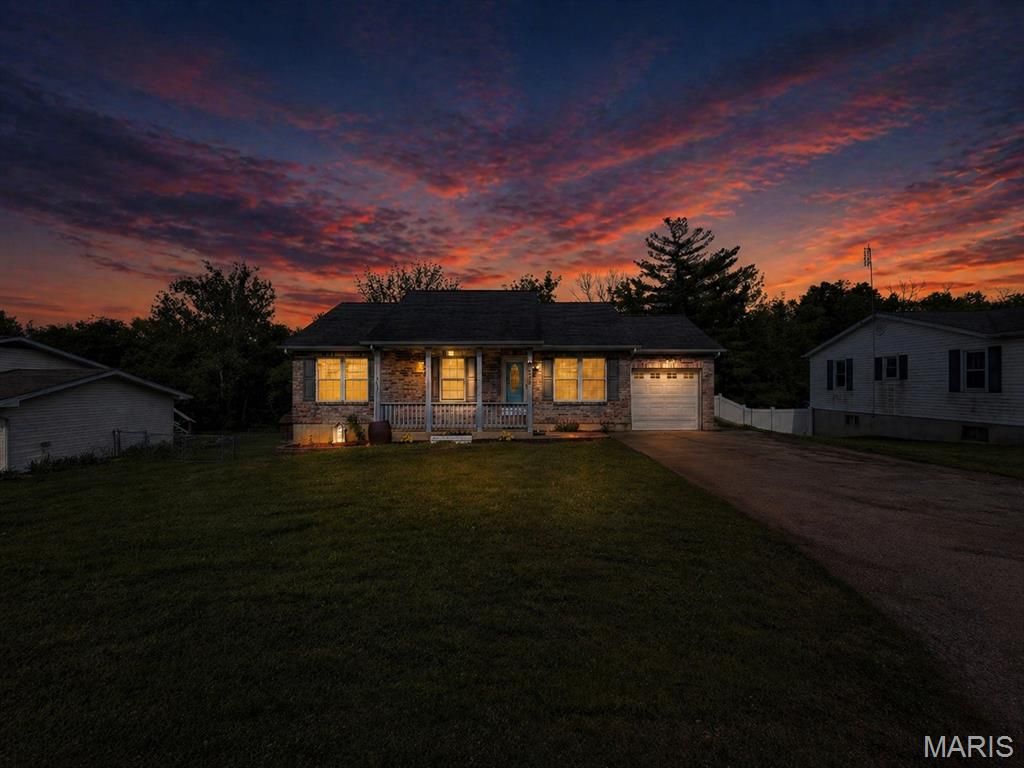 Photo of 322 Young Street, Bonne Terre, MO 63628 (MLS # 26026398)