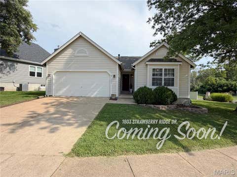 Photo of 1803 Strawberry Ridge Drive, Ballwin, MO 63021 (MLS # 26038893)