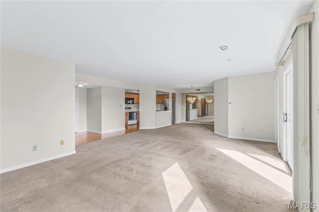 Saratoga Condo The - Residential