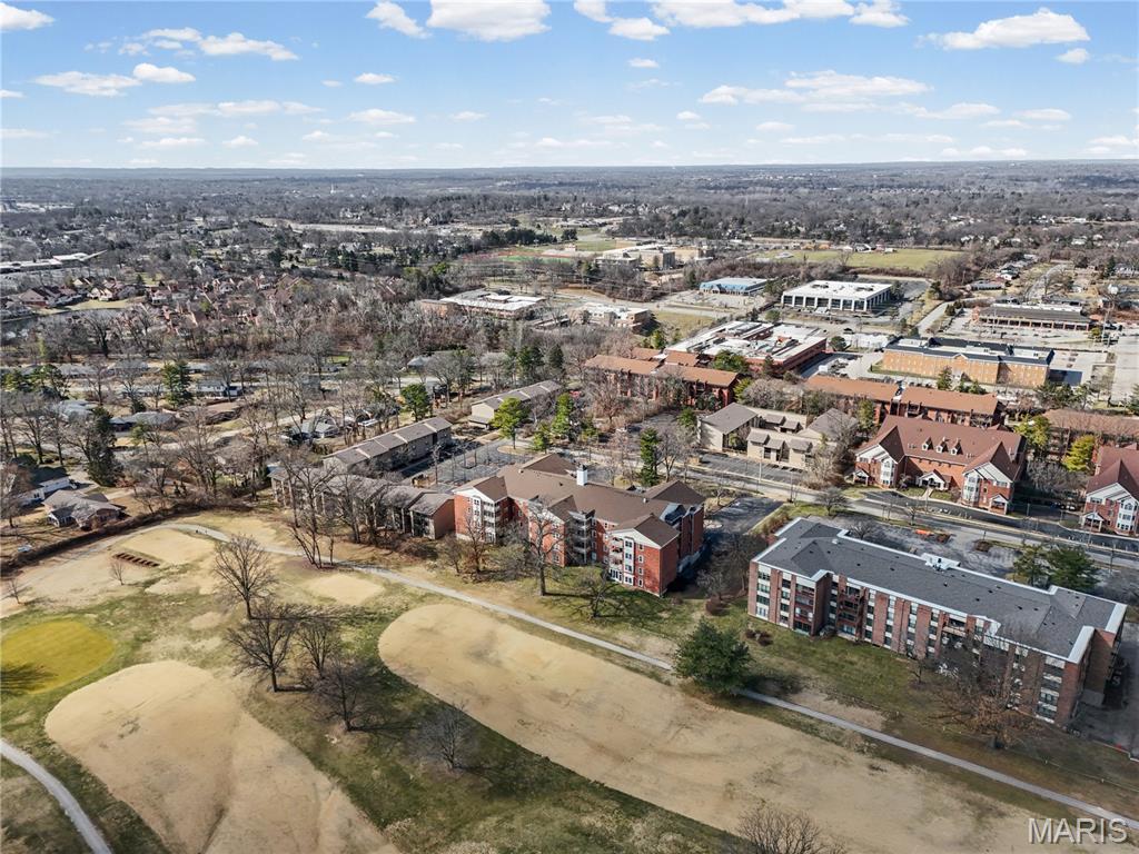 Saratoga Condo The - Residential