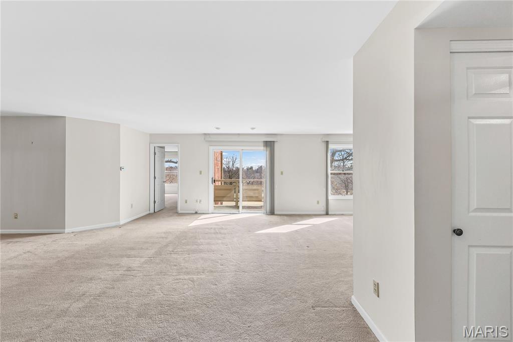 Saratoga Condo The - Residential