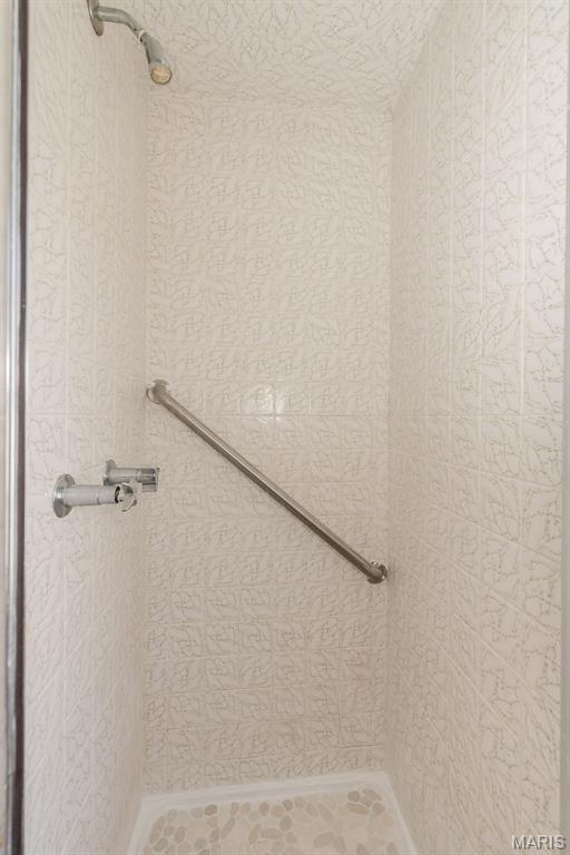 Dicks Add - Residential