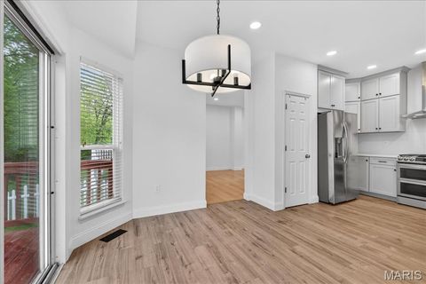 Tiny photo for 426 Buckhurst Drive, Ballwin, MO 63021 (MLS # 26025263)