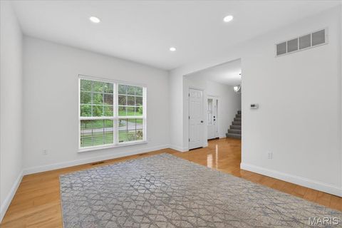 Tiny photo for 426 Buckhurst Drive, Ballwin, MO 63021 (MLS # 26025263)