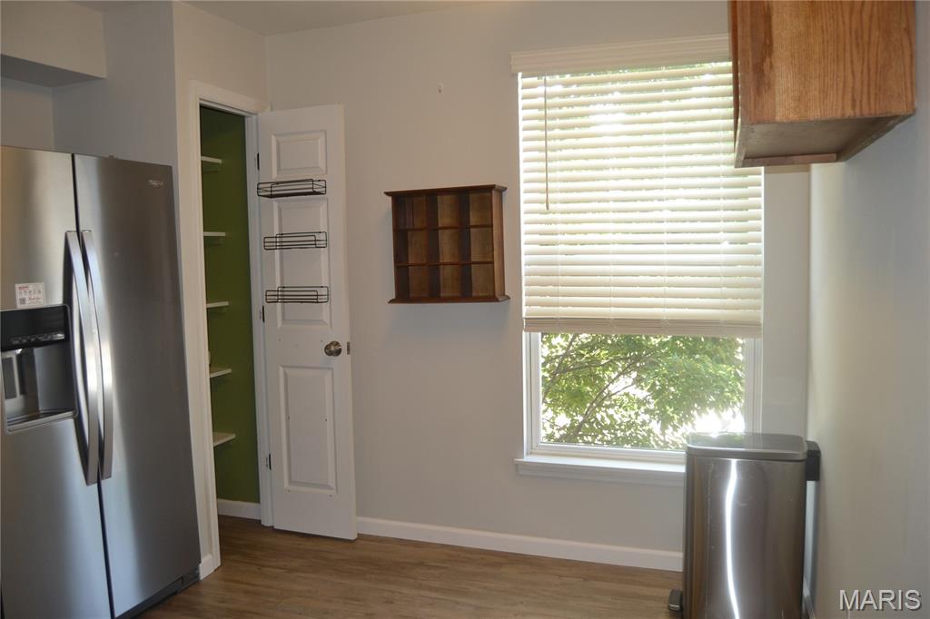 1937 Greenpoint Drive 203