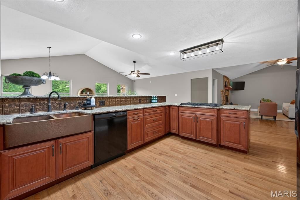 Photo of 1510 Highway Dd, Defiance, MO 63341 (MLS # 26025998)