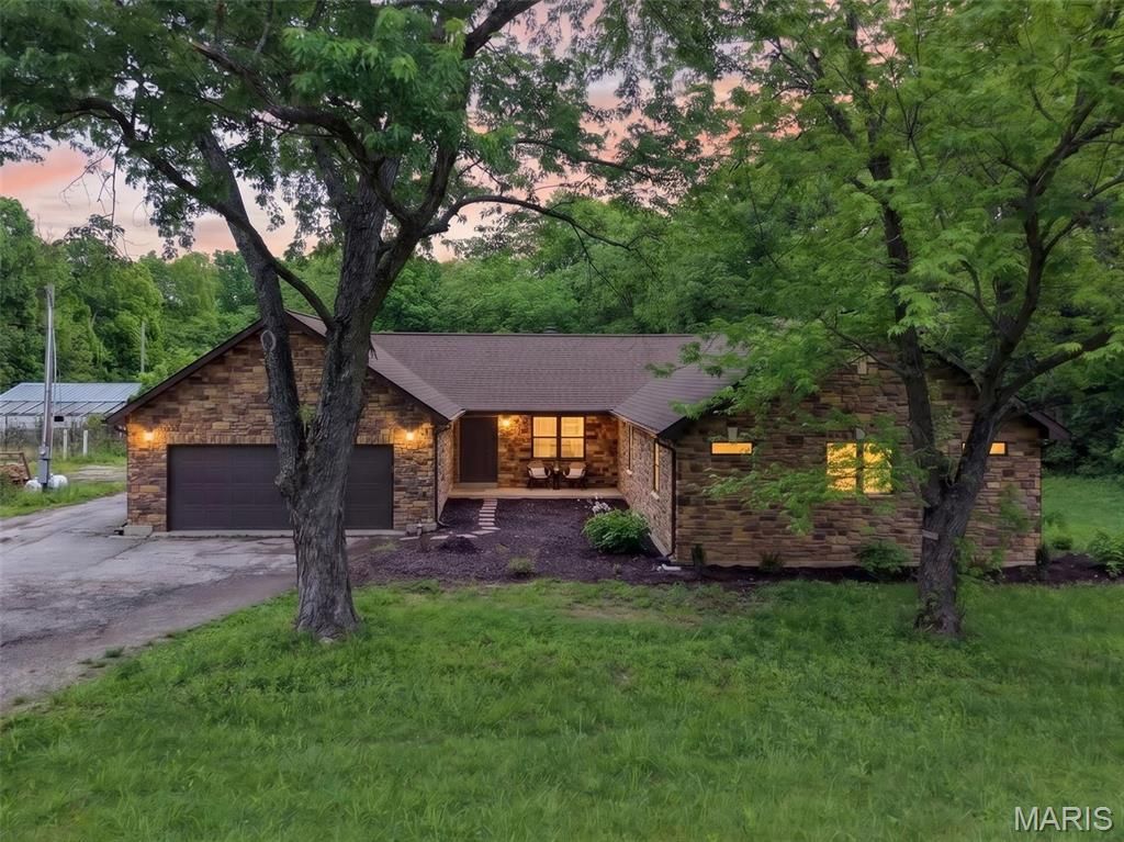 Photo of 1510 Highway Dd, Defiance, MO 63341 (MLS # 26025998)