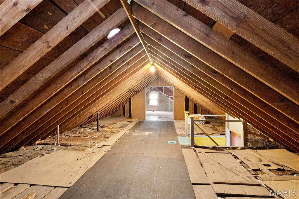 St Louis, Missouri 63109, United States, 2 Bedrooms Bedrooms, ,2 BathroomsBathrooms,Residential,Pending,154014