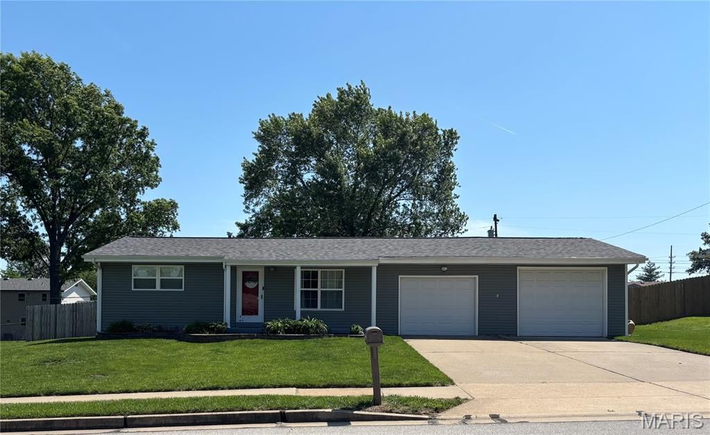 Photo of 714 Cordes Street, OFallon, MO 63366 (MLS # 26027586)