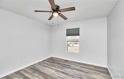 Tiny photo for 501 Gaw Court, Bowling Green, MO 63334 (MLS # 26000907)