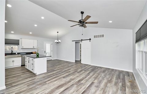 Tiny photo for 501 Gaw Court, Bowling Green, MO 63334 (MLS # 26000907)