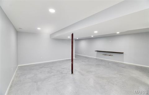 Tiny photo for 501 Gaw Court, Bowling Green, MO 63334 (MLS # 26000907)