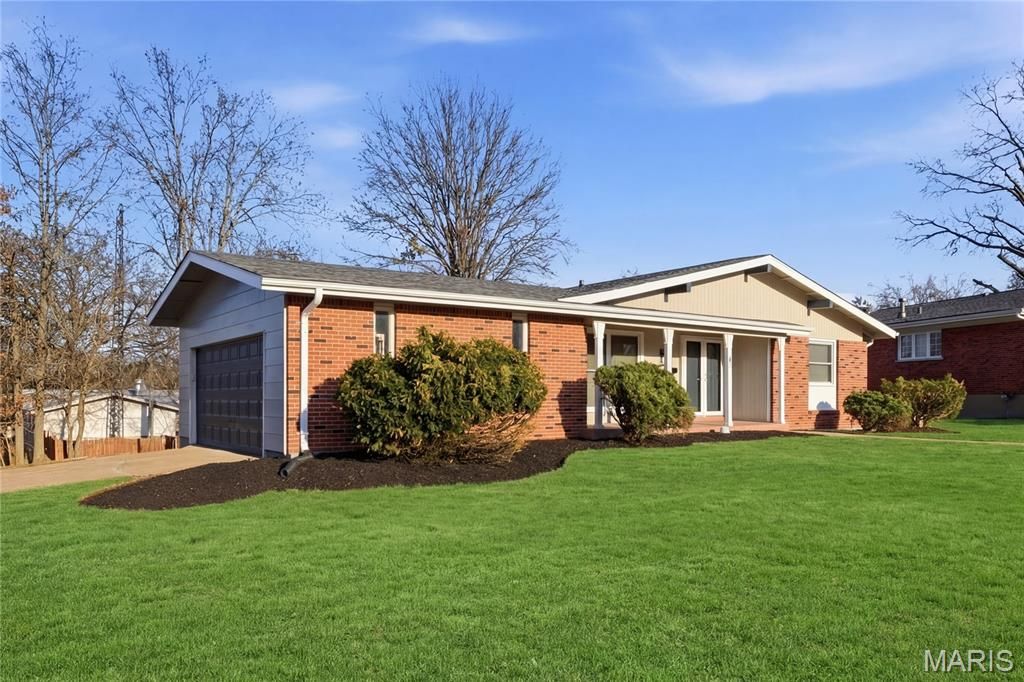 Photo of 1 Hazelnut Court, Florissant, MO 63033 (MLS # 26013139)