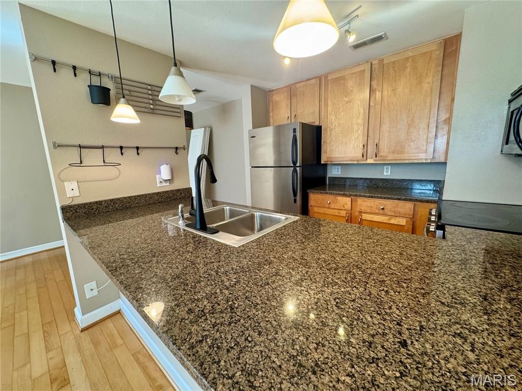 Photo of 5330 Pershing Avenue #304, St Louis, MO 63112 (MLS # 26025434)