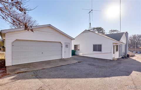 Tiny photo for 8257 Watson Road, Webster Groves, MO 63119 (MLS # 25081770)