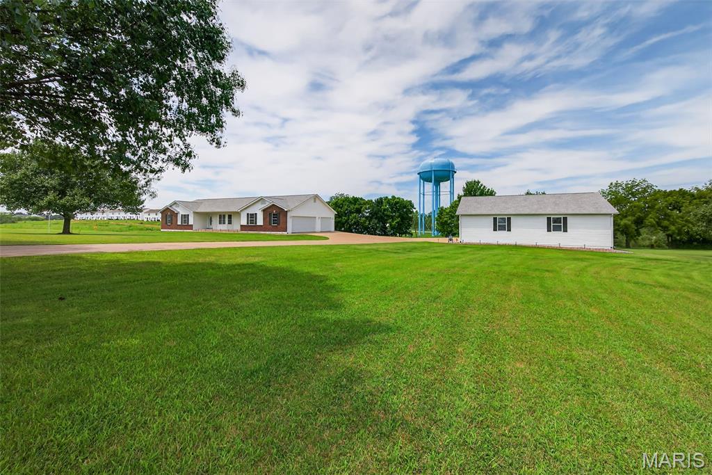 301 King Richard Drive