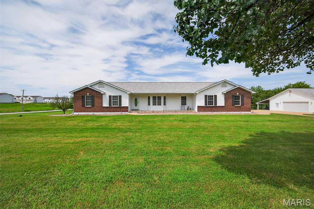 301 King Richard Drive