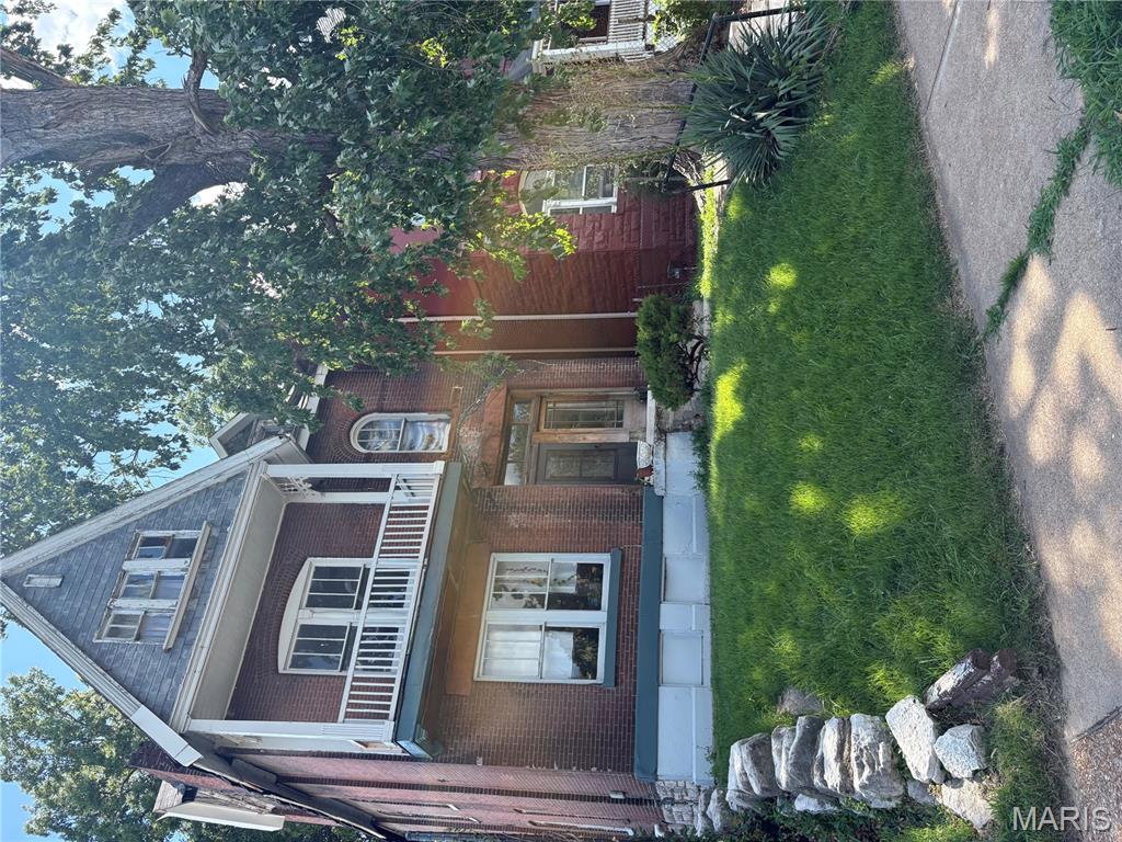 St Louis, Missouri 63108, United States, 7 Bedrooms Bedrooms, ,2 BathroomsBathrooms,Residential,Active,171349