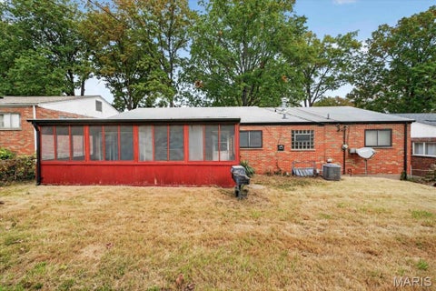 Tiny photo for 7730 Peach Tree Lane, University City, MO 63130 (MLS # 26061547)