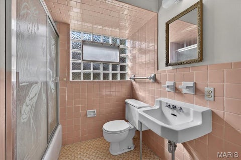 Tiny photo for 7730 Peach Tree Lane, University City, MO 63130 (MLS # 26061547)