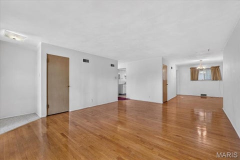 Tiny photo for 7730 Peach Tree Lane, University City, MO 63130 (MLS # 26061547)