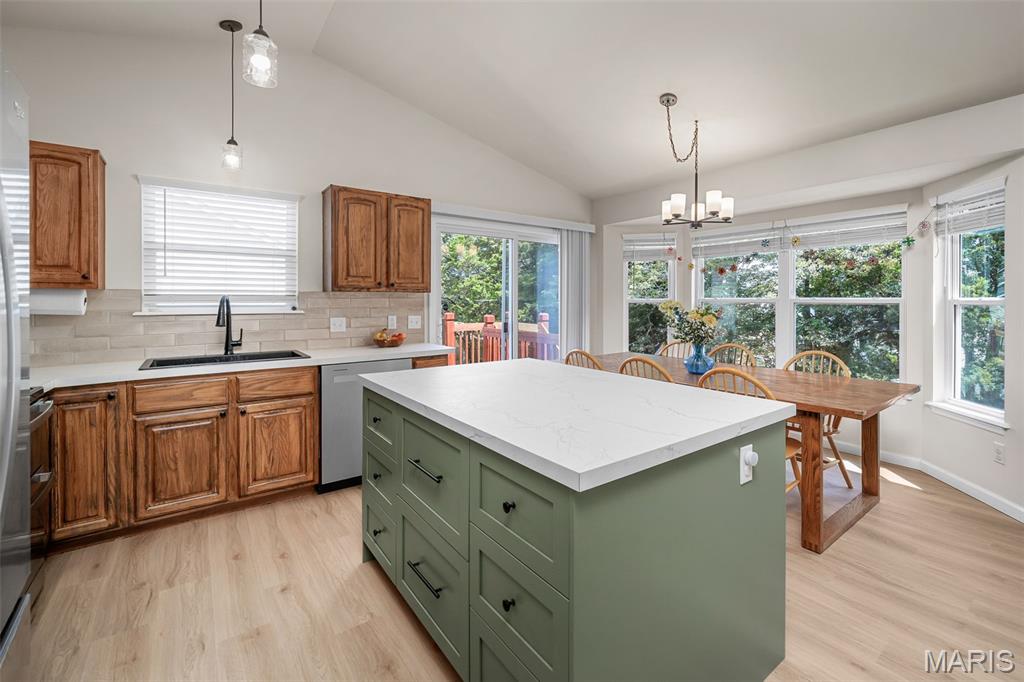 808 Big Red Court