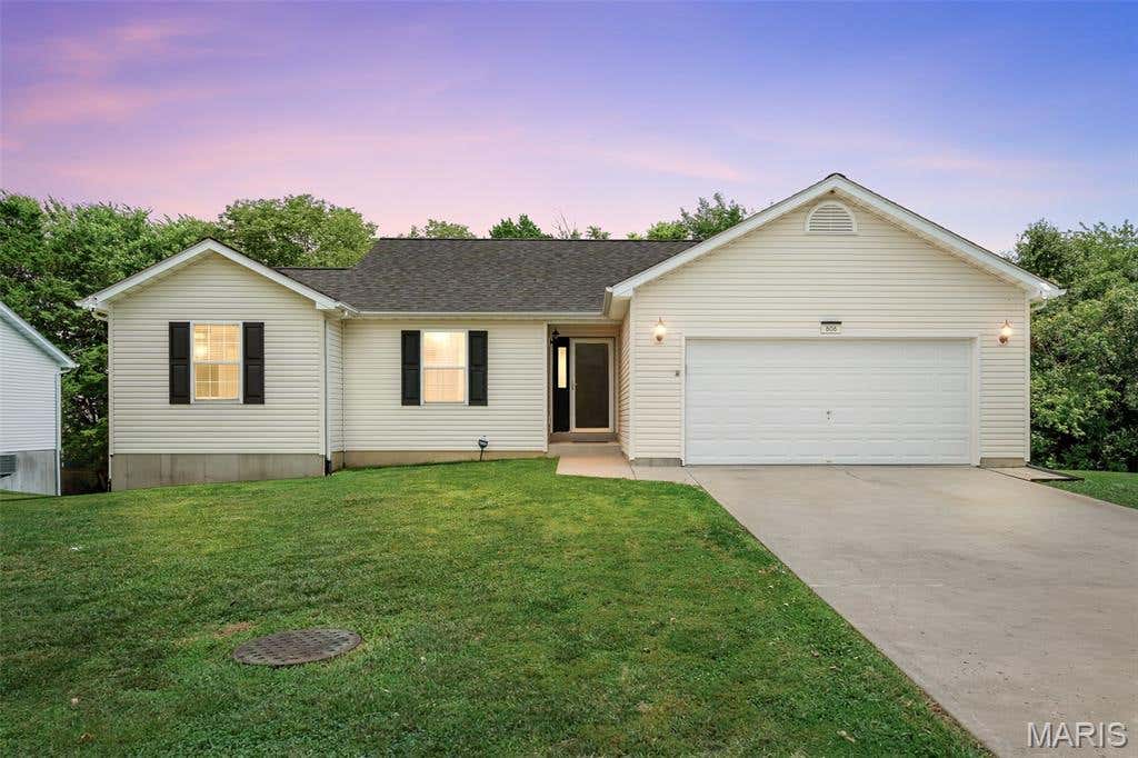 Photo of 808 Big Red Court, Warrenton, MO 63383 (MLS # 26052712)
