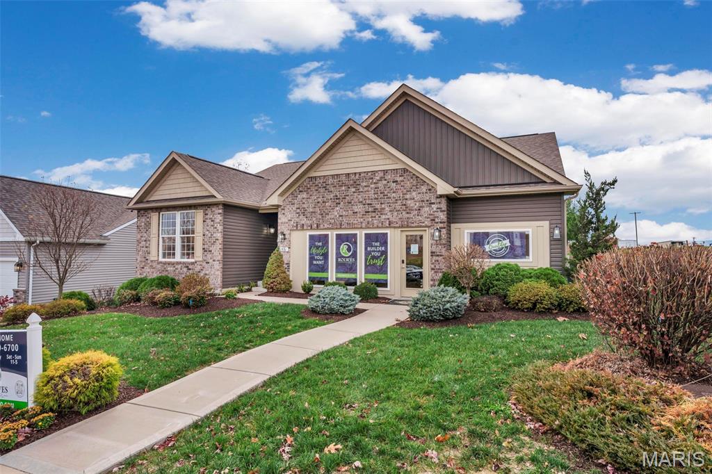 1531 Arlington Heights Way