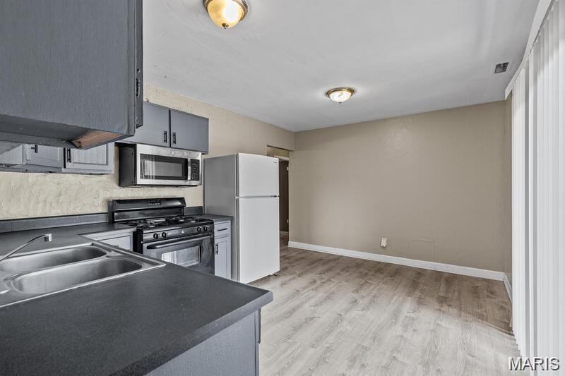 1395 Bluebird Drive