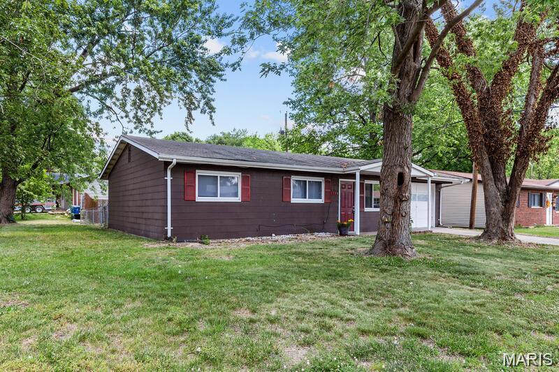 1395 Bluebird Drive