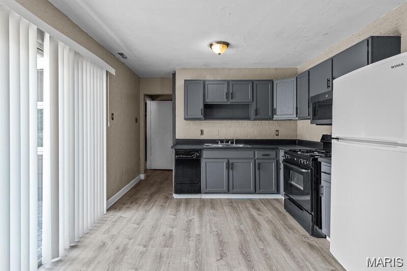 1395 Bluebird Drive
