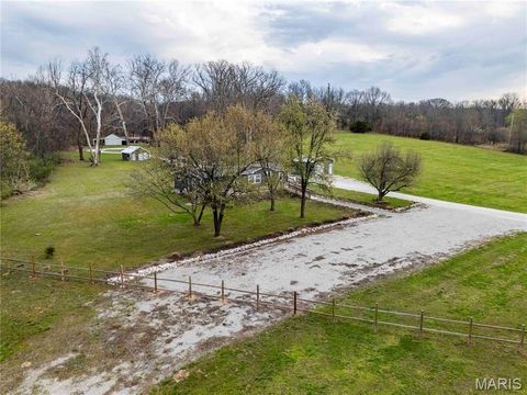 Tiny photo for 161 Taylor School Road, Winfield, MO 63389 (MLS # 26020629)